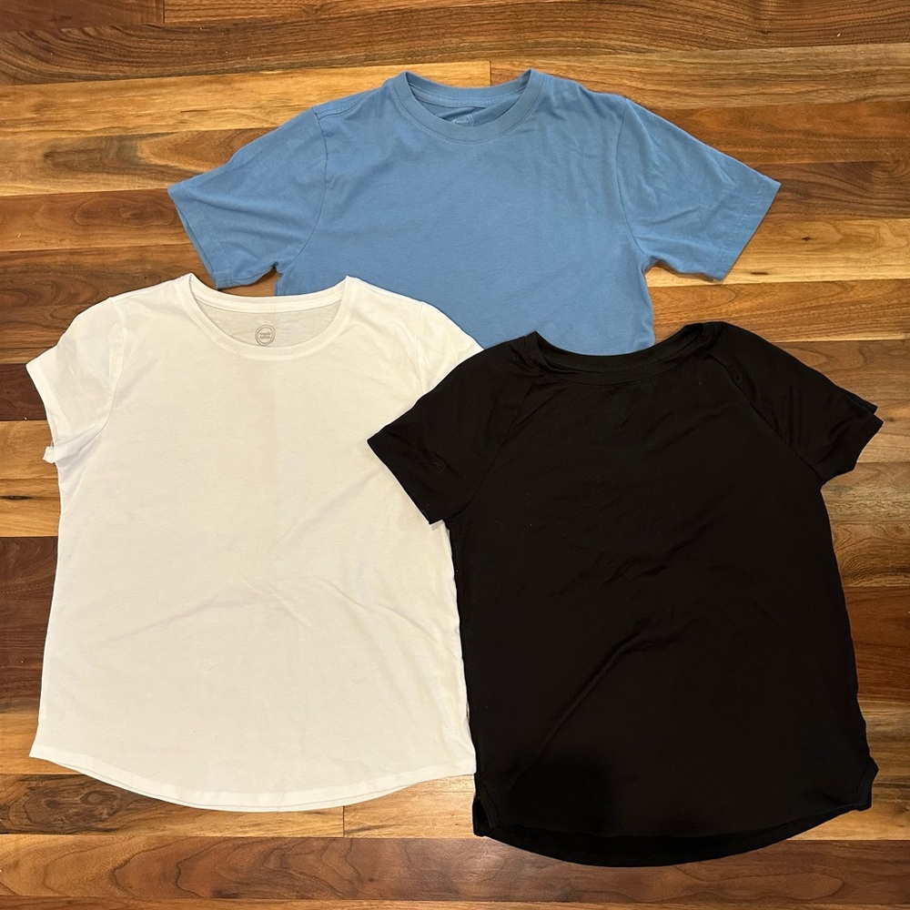 🦋3 for $10🦋 Girls shirts